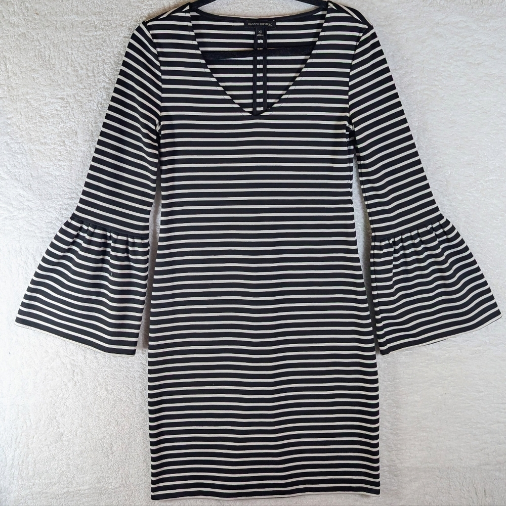 365-Banana Republic Black and White‎ Striped Bell Sleeve Dress